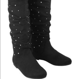 ISO Justice boots sz9